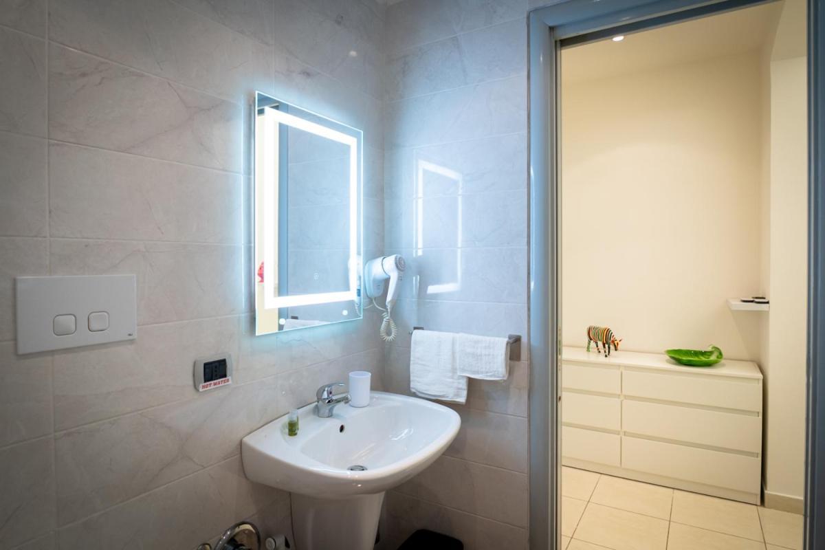 Apartament Antica Dimora Capruzzi Bari Zewnętrze zdjęcie